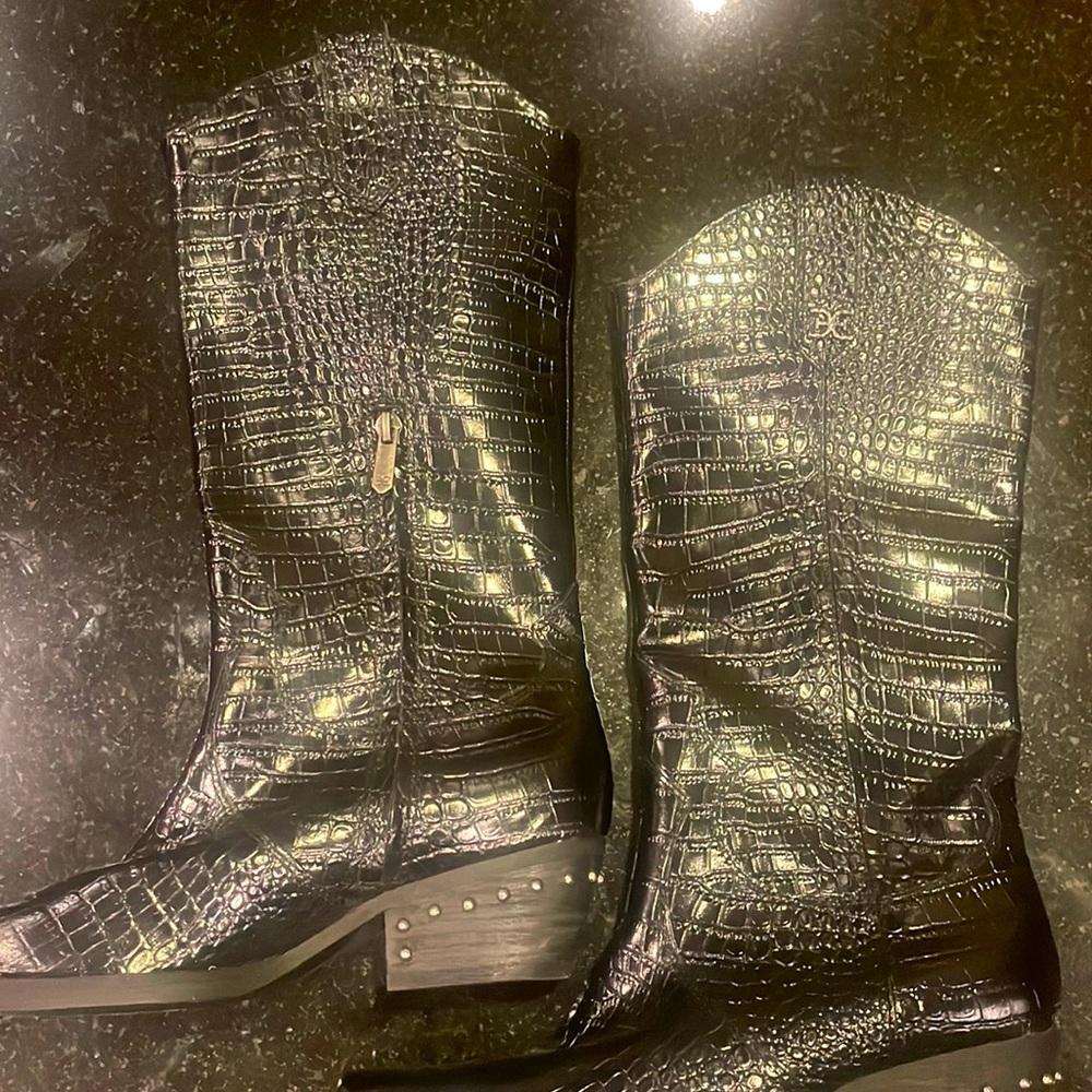 Sam Edelman Boots Women’s size 6
NWOT